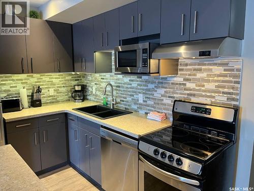 3 1250 Aaro Avenue, Elbow, SK - Indoor Photo Showing Kitchen With Double Sink With Upgraded Kitchen