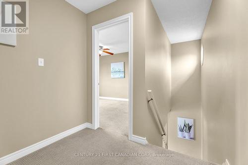 1836 Haycock Place, London North (North R), ON - Indoor Photo Showing Other Room
