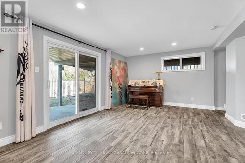 1836 Haycock Place, London North (North R), ON - Indoor