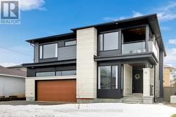 62 ROSSLAND AVENUE Ottawa, ON K2G 2K6