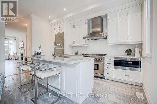 4199 Major Mackenzie Drive E, Markham, ON - Indoor Photo Showing Kitchen With Upgraded Kitchen