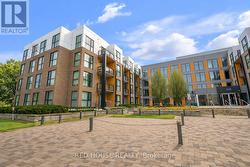 315 - 210 SABINA DRIVE Oakville, ON L6H 0W6