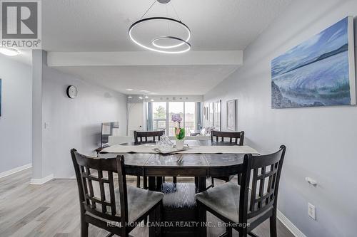 708 - 1359 White Oaks Boulevard, Oakville, ON - Indoor Photo Showing Dining Room