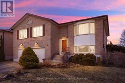 86 DEVONDALE STREET  Clarington (Courtice), ON L1E 2A1