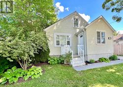 104 BARKER STREET London East (East C), ON N5Y 1X7