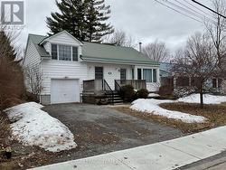 294 ST GEORGE STREET Mississippi Mills, ON K0A 1A0