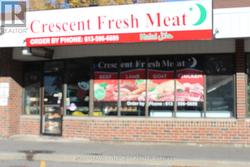 1117 COBDEN ROAD  Ottawa, ON K2C 2Z1