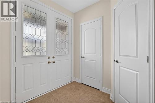 4 Beasley Grove, Ancaster, ON - Indoor Photo Showing Other Room