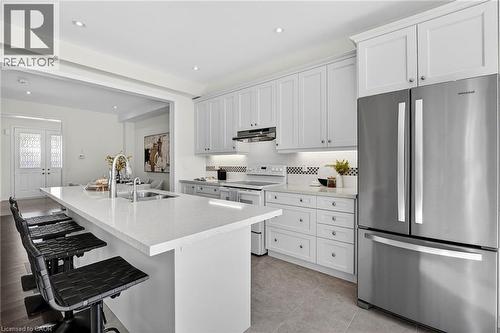 4 Beasley Grove, Ancaster, ON - Indoor Photo Showing Kitchen With Stainless Steel Kitchen