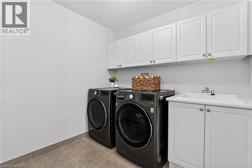 4 Beasley Grove, Ancaster, ON - Indoor Photo Showing Laundry Room