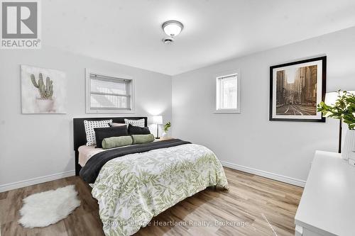 25 Lee Crescent, Goderich (Goderich (Town)), ON - Indoor Photo Showing Bedroom