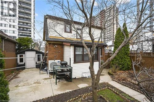 144 Hunter Street W, Hamilton, ON - Outdoor