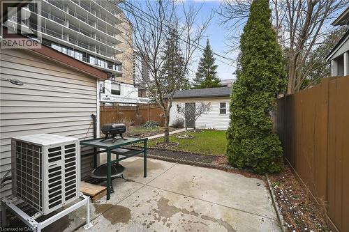 144 Hunter Street W, Hamilton, ON - Outdoor