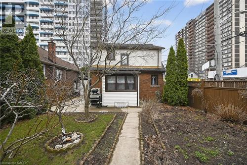 144 Hunter Street W, Hamilton, ON - Outdoor