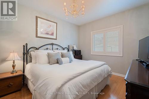 14 Mustang Road, Vaughan, ON - Indoor Photo Showing Bedroom