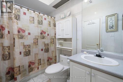 14 Mustang Road, Vaughan, ON - Indoor Photo Showing Bathroom
