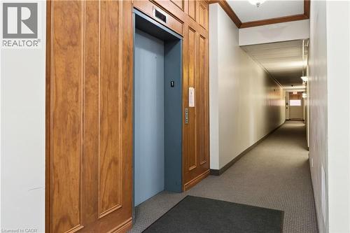 8 Main Street Unit# 101, Dundas, ON - Indoor Photo Showing Other Room