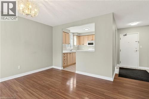 8 Main Street Unit# 101, Dundas, ON - Indoor Photo Showing Other Room