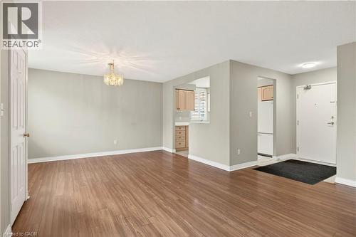 8 Main Street Unit# 101, Dundas, ON - Indoor Photo Showing Other Room