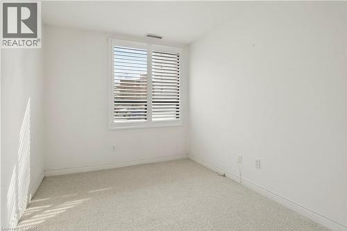 8 Main Street Unit# 101, Dundas, ON - Indoor Photo Showing Other Room