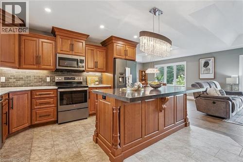 100 Harris Crescent, Mount Forest, ON - Indoor Photo Showing Kitchen