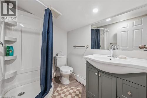 100 Harris Crescent, Mount Forest, ON - Indoor Photo Showing Bathroom