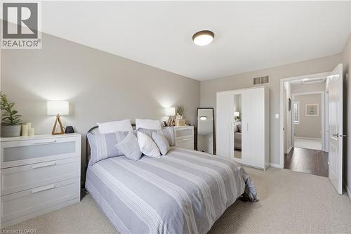 170 Dewitt Road Unit# 6, Hamilton, ON - Indoor Photo Showing Bedroom