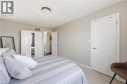 170 Dewitt Road Unit# 6, Hamilton, ON - Indoor Photo Showing Bedroom
