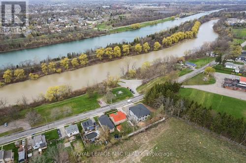318 River Road, Welland (Welland Downtown), ON - Outdoor With Body Of Water With View