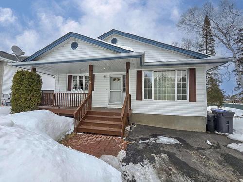 410 Jameson Street  Thunder Bay, ON P7G 1E2