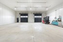 Interior - 307 Rue Du Camionneur, Saint-Isidore, QC  - Indoor Photo Showing Garage 