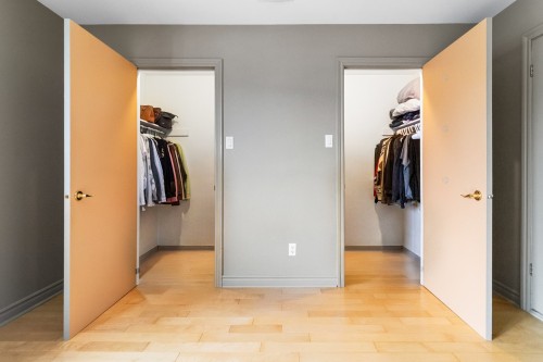 Penderie (Walk-in) - 1 Rue Du Sphinx, Kirkland, QC - Indoor Photo Showing Other Room