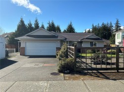 1331 Coast View Dr Comox, BC V9M 3S7