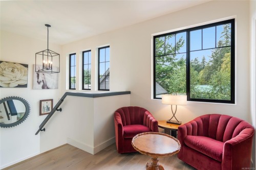 3943 Dillman Rd, Campbell River, BC 