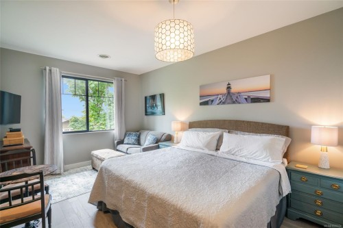 3943 Dillman Rd, Campbell River, BC 