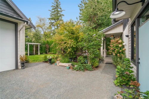 3943 Dillman Rd, Campbell River, BC 