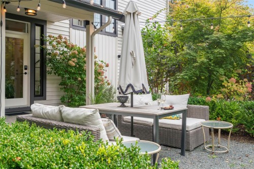 3943 Dillman Rd, Campbell River, BC 