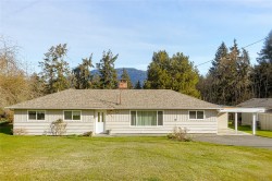1655 Glen Rd Cowichan Bay, BC V0R 1N1