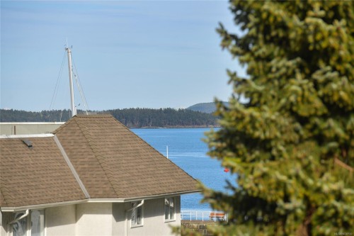 302-9870 Second St, Sidney, BC - Outdoor With Body Of Water With View