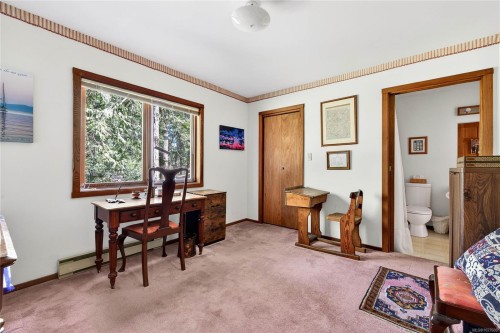 111 Baker Rd, Salt Spring, BC 