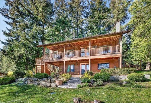 111 Baker Rd, Salt Spring, BC 