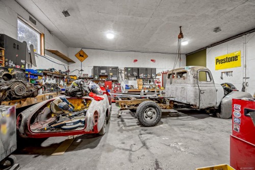 1941 Burdyny Rd, Comox, BC 