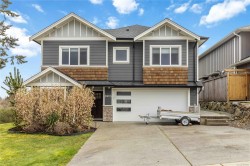 6903 Burr Dr Sooke, BC V9Z 0L1
