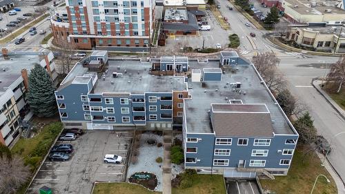 305-1685 Ufton Court  Kelowna, BC V1Y 8G7