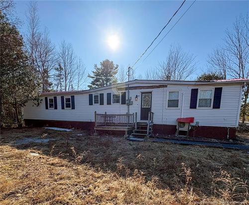 225 Waterville Rd, Waterville, NB 