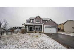 52 Dawson DR Oromocto, NB E2V 0B6