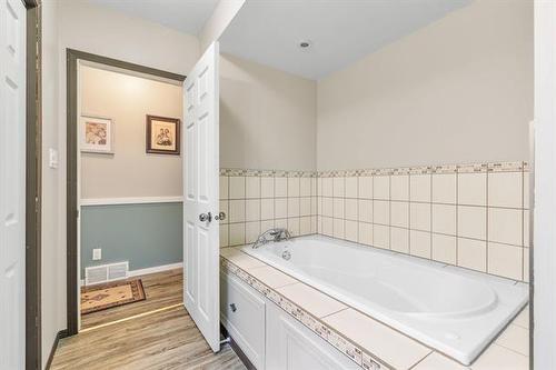 21 Etienne Ave, St Joseph, MB 