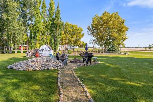 21 Etienne Ave, St Joseph, MB 