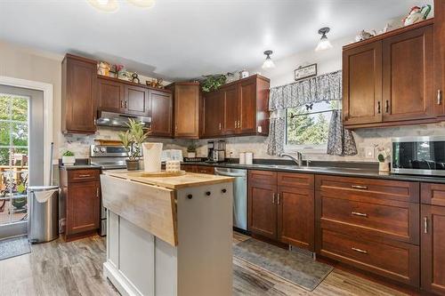 21 Etienne Ave, St Joseph, MB 