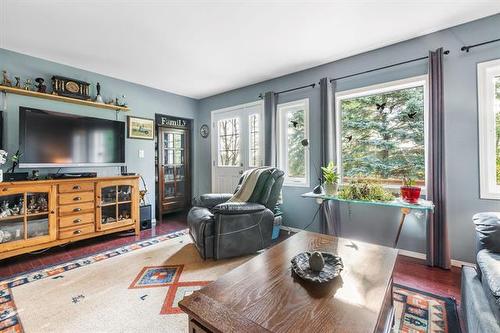 21 Etienne Ave, St Joseph, MB 